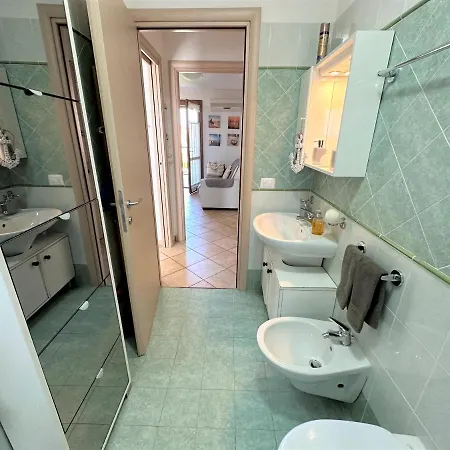 דירה Porto Antico Village