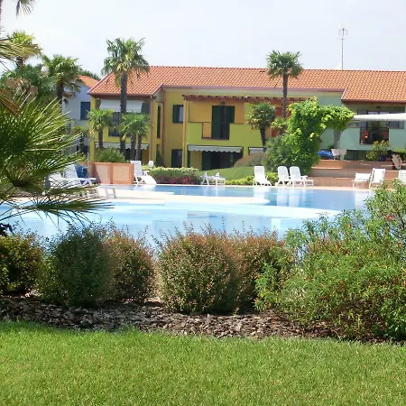 Porto Antico Village Apartment